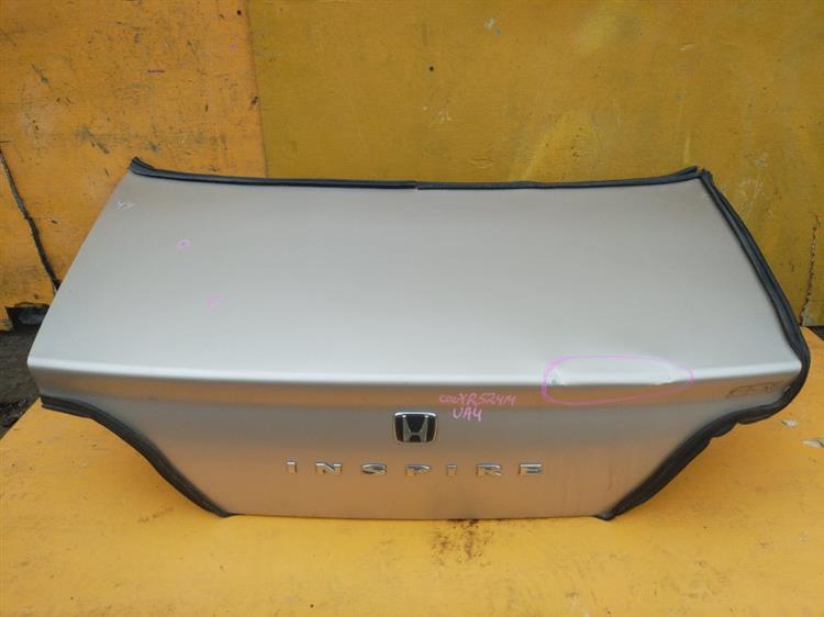 Крышка багажника Хонда Инспаер в Подольске 555121