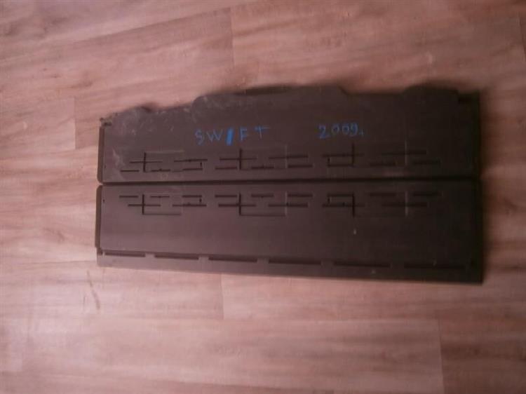 Полка багажника Сузуки Свифт в Подольске 81190
